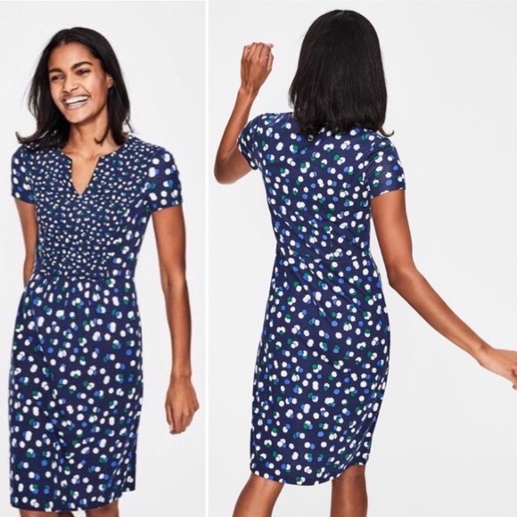 Boden Dresses & Skirts - Boden Emory Jersey Dress Navy Blue Blossom Print in Size 6